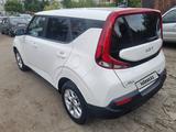 Kia Soul 2022 года за 8 500 000 тг. в Петропавловск – фото 2