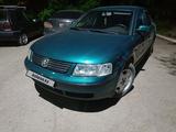 Volkswagen Passat 1999 годаүшін1 150 000 тг. в Караганда