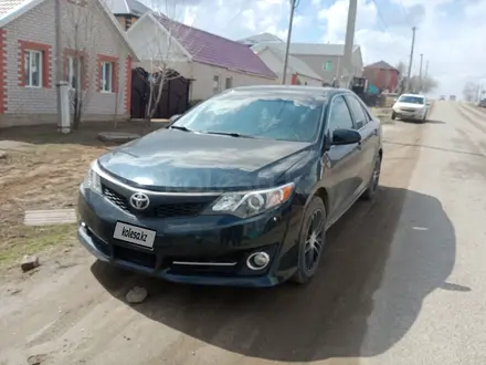 Toyota Camry 2013 года за 5 900 000 тг. в Актобе – фото 11