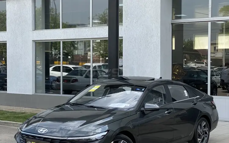 Hyundai Elantra 2022 года за 10 400 000 тг. в Шымкент