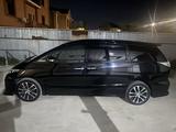 Toyota Estima 2013 года за 7 000 000 тг. в Атырау – фото 4