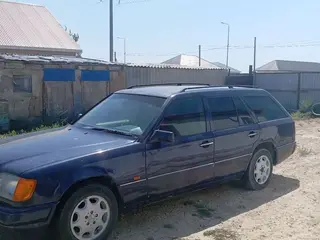 Mercedes-Benz E 280
