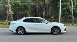 Toyota Camry 2020 года за 10 150 000 тг. в Алматы – фото 3