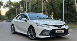 Toyota Camry 2020 года за 10 150 000 тг. в Алматы – фото 4