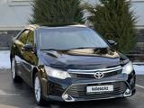 Toyota Camry 2015 годаfor11 200 000 тг. в Шымкент