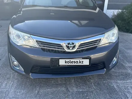 Toyota Camry 2014 года за 6 000 000 тг. в Жанаозен – фото 2