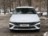 Hyundai Elantra 2023 годаfor9 700 000 тг. в Алматы – фото 4