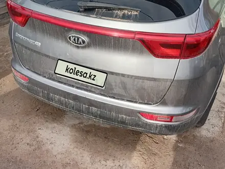 Kia Sportage 2017 года за 6 000 000 тг. в Уральск – фото 2