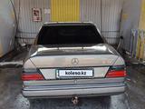 Mercedes-Benz E 200 1992 годаүшін1 300 000 тг. в Алматы