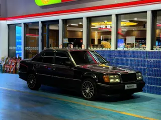 Mercedes-Benz E 280
