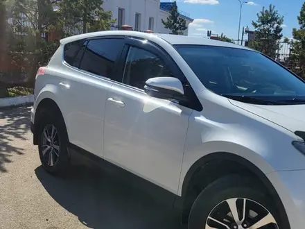 Toyota RAV4 2016 года за 10 500 000 тг. в Кокшетау – фото 4