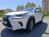 Lexus NX 200 2018 года за 17 000 000 тг. в Петропавловск