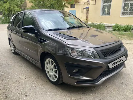 ВАЗ (Lada) Granta 2190 2015 года за 3 000 000 тг. в Актобе – фото 4