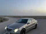 Mercedes-Benz E 320 2004 годаүшін4 800 000 тг. в Актау – фото 4