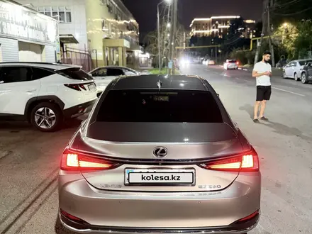 Lexus ES 250 2019 года за 20 000 000 тг. в Алматы – фото 7