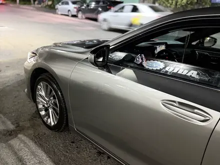 Lexus ES 250 2019 года за 20 000 000 тг. в Алматы – фото 9