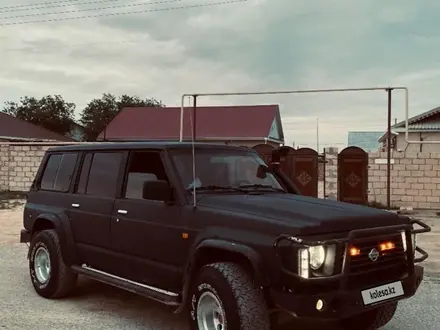 Nissan Patrol 1993 года за 2 200 000 тг. в Жанаозен