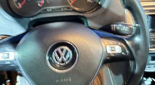 Volkswagen Polo 2015 года за 5 100 000 тг. в Атырау