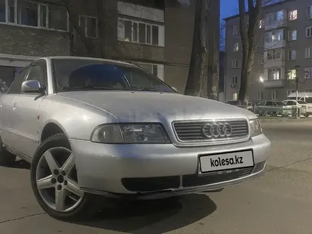 Audi A4 1996 года за 2 300 000 тг. в Павлодар – фото 2