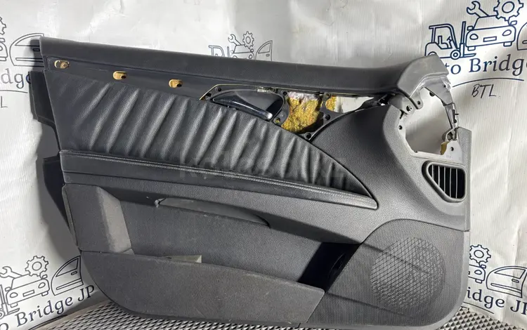 Обшивка двери левая Mersedes W211 за 40 000 тг. в Алматы