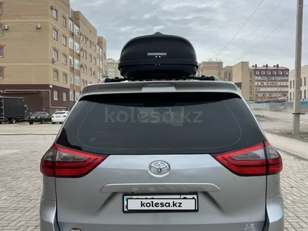 Toyota Sienna 2016 года за 14 500 000 тг. в Актобе – фото 3