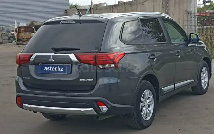 Mitsubishi Outlander 2015 года за 10 390 000 тг. в Павлодар