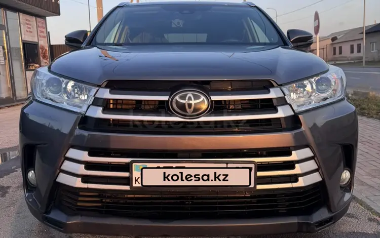 Toyota Highlander 2018 годаүшін18 399 000 тг. в Шымкент