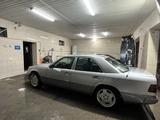 Mercedes-Benz E 230 1992 года за 2 500 000 тг. в Шымкент – фото 5