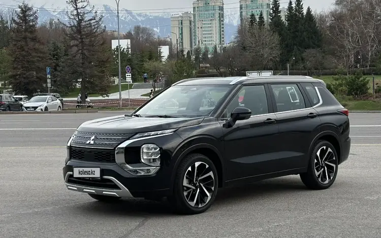 Mitsubishi Outlander 2024 года за 21 500 000 тг. в Алматы