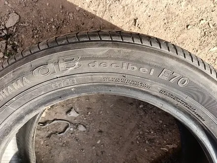 Шины 215/55 R17 — "Yokohama dB decibel E70" (Япония), летние, в х за 50 000 тг. в Астана – фото 10