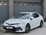 Toyota Camry 2021 года за 17 300 000 тг. в Шымкент