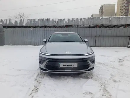 Hyundai Sonata 2023 года за 15 300 000 тг. в Алматы – фото 2