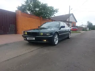 BMW 728