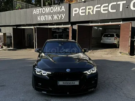 BMW 340 2017 года за 20 900 000 тг. в Алматы – фото 3