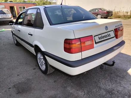 Volkswagen Passat 1995 года за 2 200 000 тг. в Алматы – фото 6