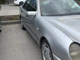 Mercedes-Benz E 230 1996 года за 1 380 000 тг. в Костанай – фото 3