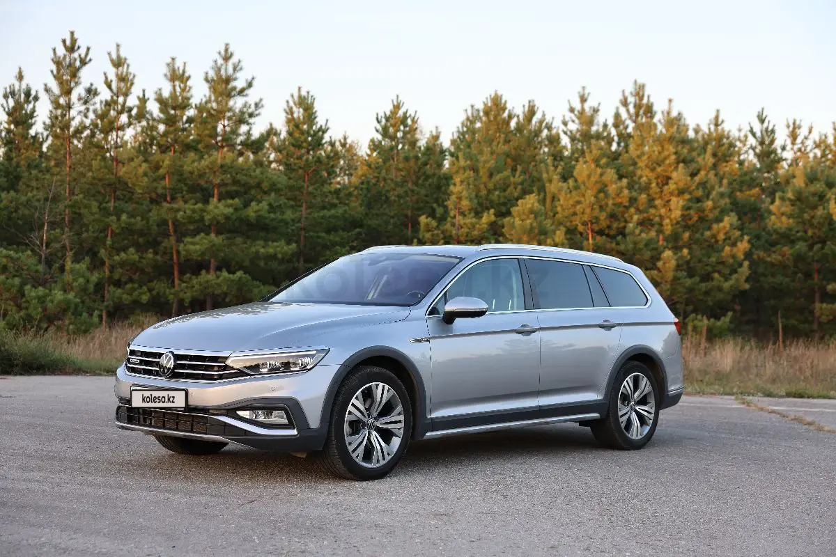Volkswagen Passat, 2022