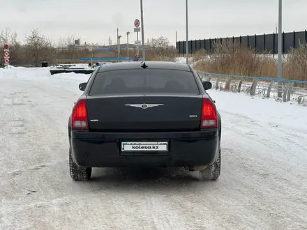 Chrysler 300C 2006 года за 5 500 000 тг. в Астана – фото 4