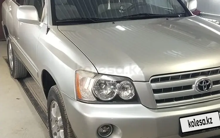 Toyota Highlander 2003 годаfor6 799 000 тг. в Жанаозен