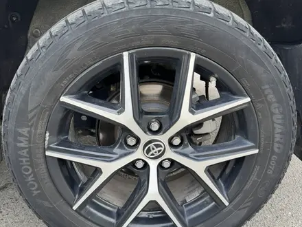 Toyota RAV4 2017 года за 11 100 000 тг. в Усть-Каменогорск – фото 10