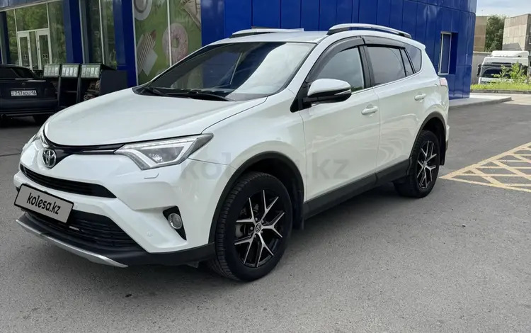 Toyota RAV4 2017 года за 11 100 000 тг. в Усть-Каменогорск