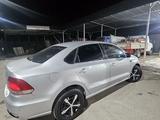 Volkswagen Polo 2014 года за 1 800 000 тг. в Алматы – фото 2