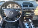 Mercedes-Benz E 240 2002 года за 5 600 000 тг. в Алматы – фото 3
