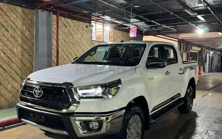 Toyota Hilux 2024 года за 20 400 000 тг. в Актау