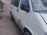 Volkswagen Caravelle 1996 года за 1 600 000 тг. в Караганда – фото 3