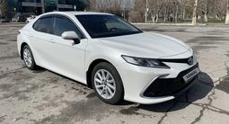 Toyota Camry 2022 года за 15 250 000 тг. в Павлодар