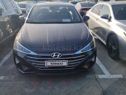 Hyundai Elantra 2019 года за 5 100 000 тг. в Атырау – фото 3