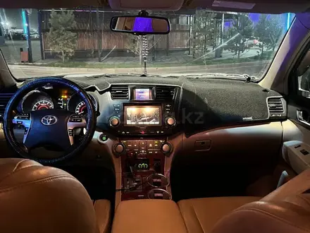 Toyota Highlander 2011 года за 9 500 000 тг. в Алматы – фото 9