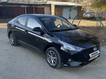 Hyundai Accent 2021 года за 6 600 000 тг. в Астана – фото 2