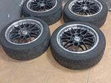 Диски на BMW 5/120 REVVO DARK за 180 000 тг. в Шымкент
